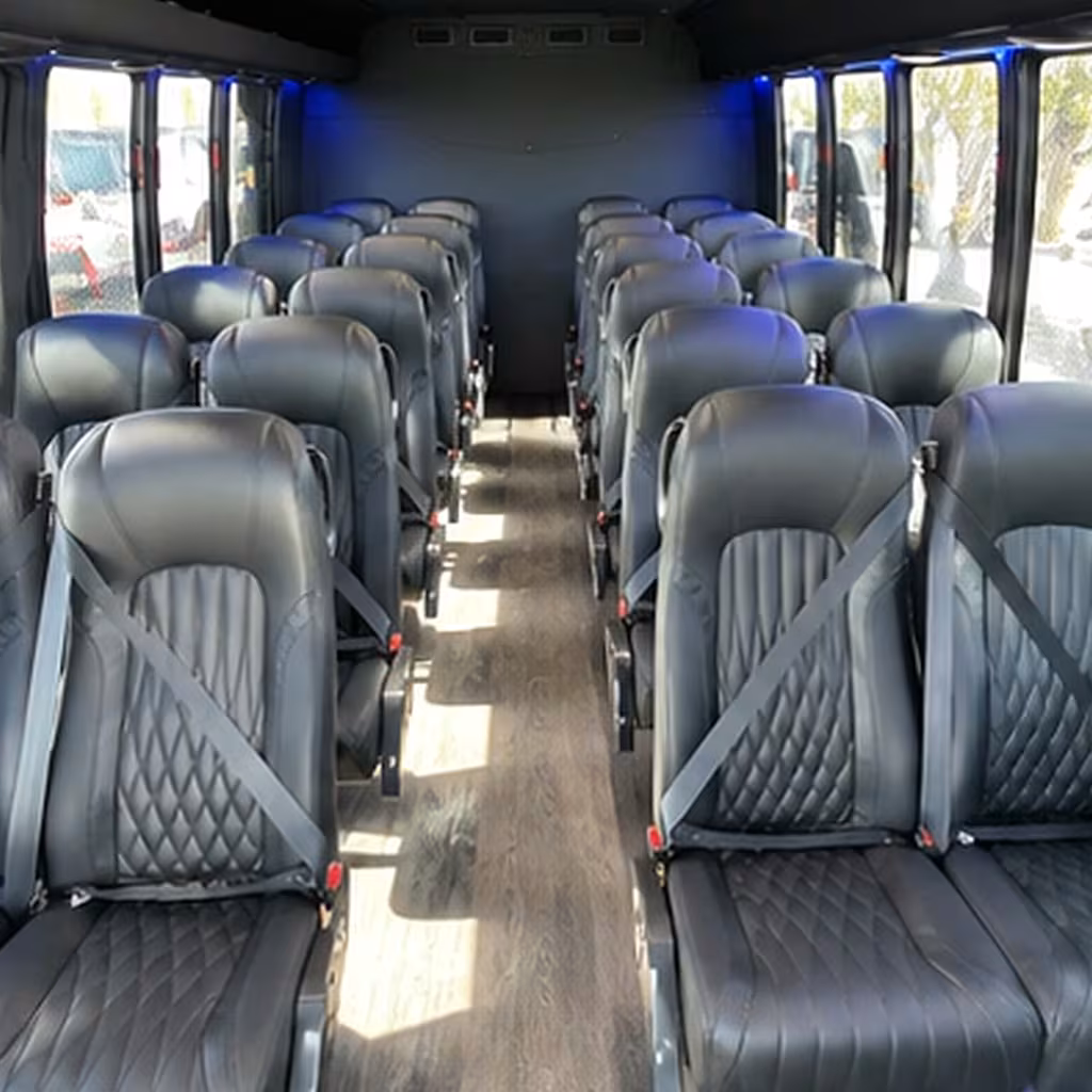 norwalk 15 passenger minibus rental