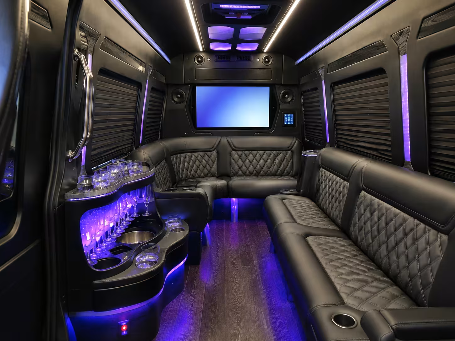 norwalk bus rentals for la convention center trade shows