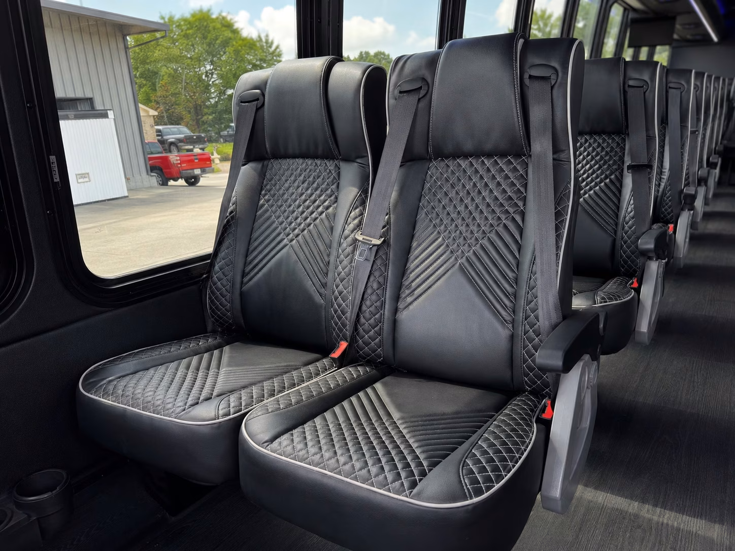 norwalk bus rentals to crypto com arena kia forum and intuit dome