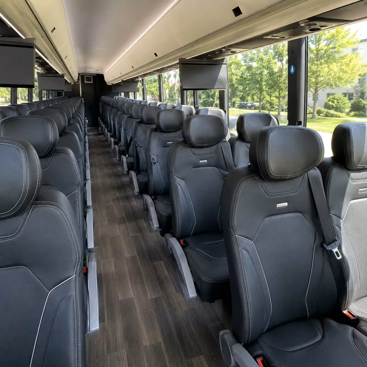 norwalk charter bus